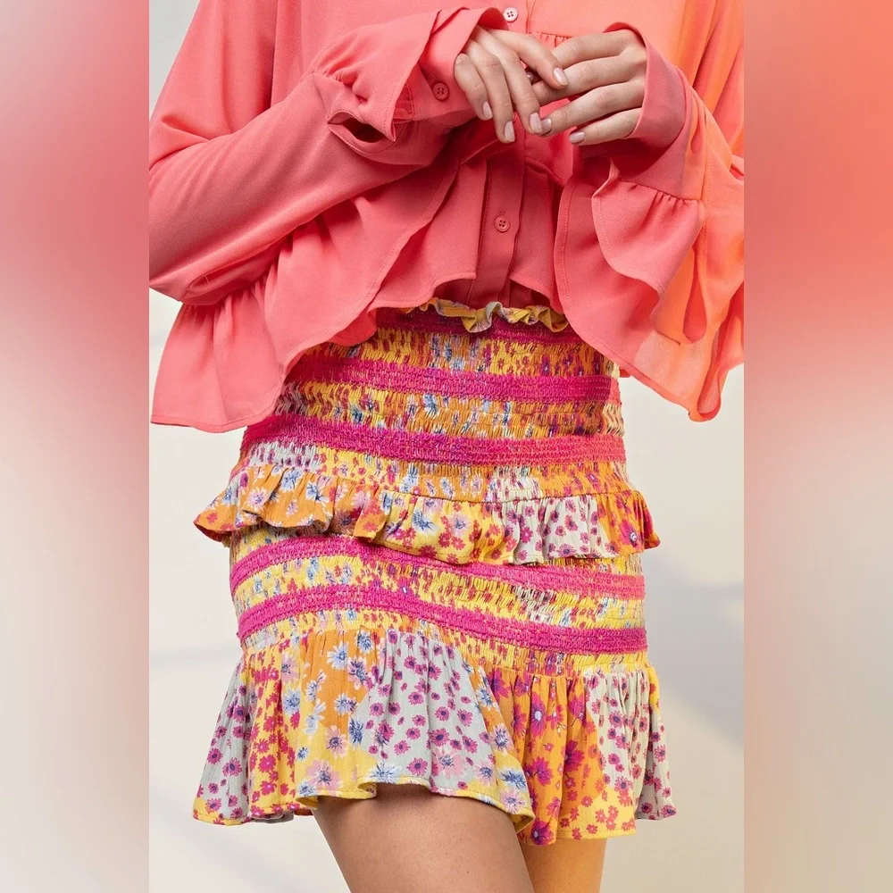 Easel | Zinnia Patchwork Tiered Mini Skirt Colorful Floral Whimsy Boho New Small